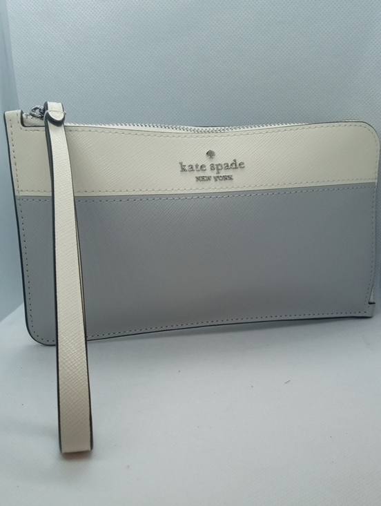 kate spade Handbags - KATE SPADE LUCY WRISTLET